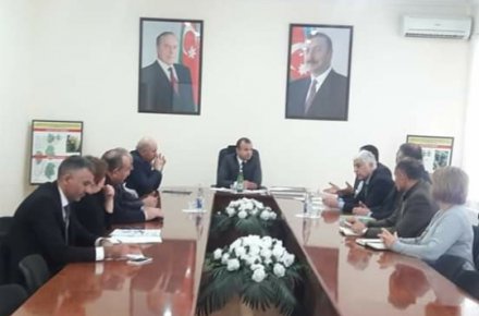 Üzümçülük və Şərabçılıq Elmi-Tədqiqat İnstitutu (ÜŞETİ) və Azərbaycan Standartlaşdırma İnstitutunun (AZSTAND) birgə təşkilatçılığı ilə müşavirə keçirilmişdir