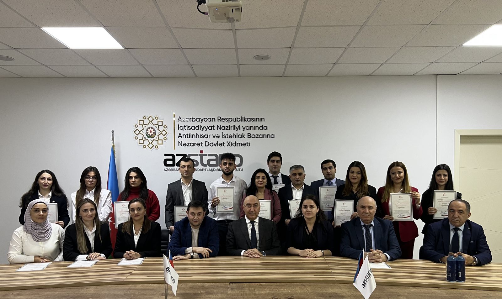 OIC/SMIIC halal standartları əsasında sertifikatlar təqdim edilib